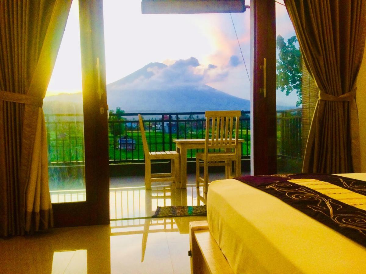 D'Uma Amed Homestay Exterior photo