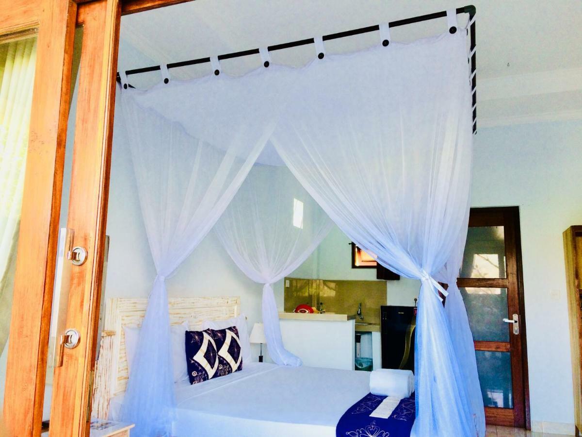 D'Uma Amed Homestay Exterior photo
