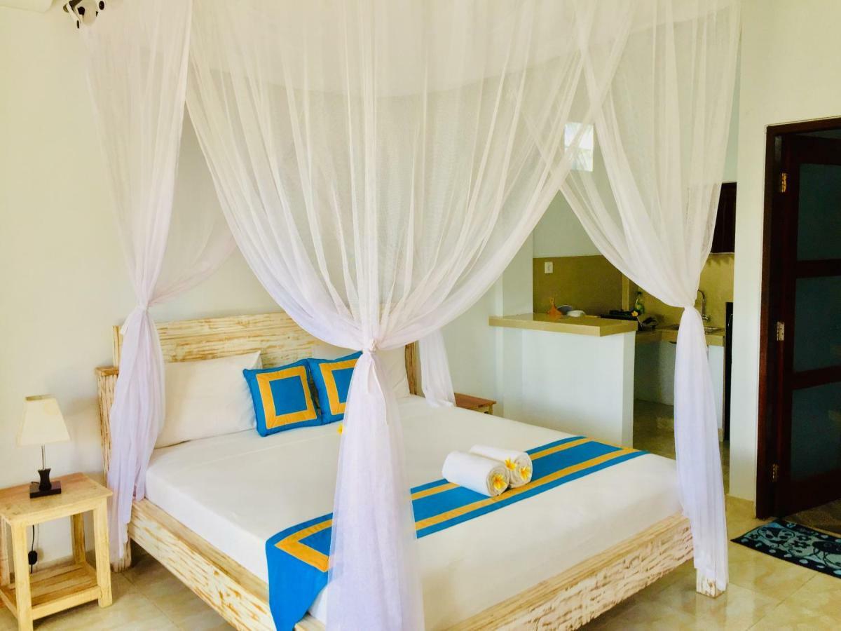D'Uma Amed Homestay Exterior photo